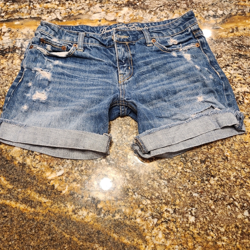 American eagle shorts distressed look size 4